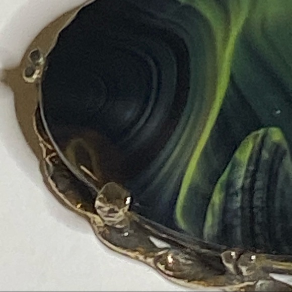 Kelly Waters Oval Brooch Pin and Pendant Green Marbled Stone with Gold Tone - Picture 6 of 12